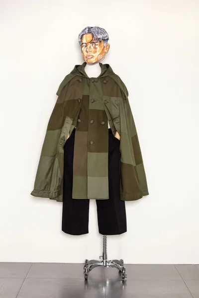 Look 4
